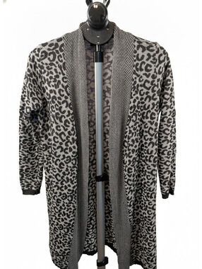Domani Women's Long Leopard Print Cardigan in Black and Gray, Size Large